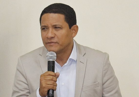 Prefeito Júlio ministrará palestra durante XVIII Marcha Nacional dos Vereadores, em Brasília