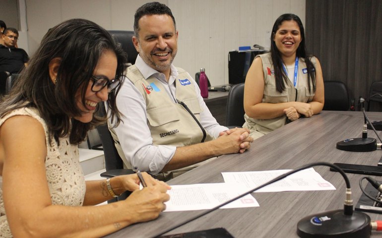 Controladoria Geral do Estado recebe da Seplag as chaves de sua nova sede