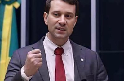 Daniel Barbosa reage à taxação de Trump: “Brasil não aceitará chantagens e pressões desleais”