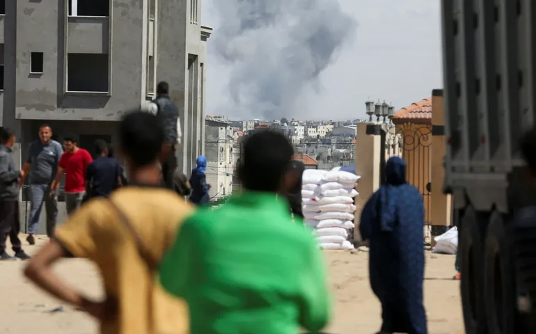 Medo e comoção em Rafah após início de operação militar: 'as pessoas desconfiam de Israel, não há lugar seguro', diz palestino