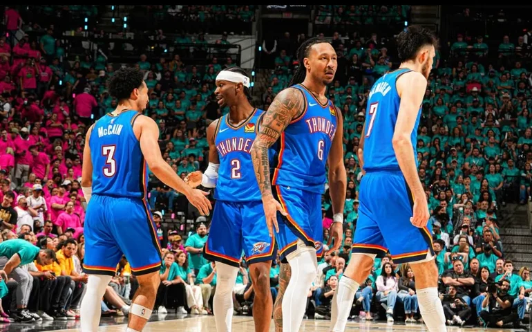 Thunder vence Spurs fora de casa e assume vantagem na série