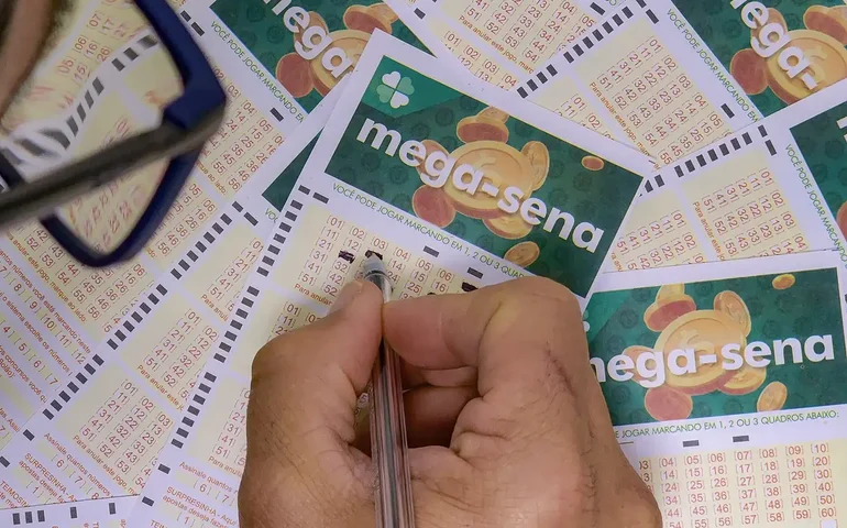 Mega-Sena acumula pela sétima vez e prêmio chega a R$ 66 milhões