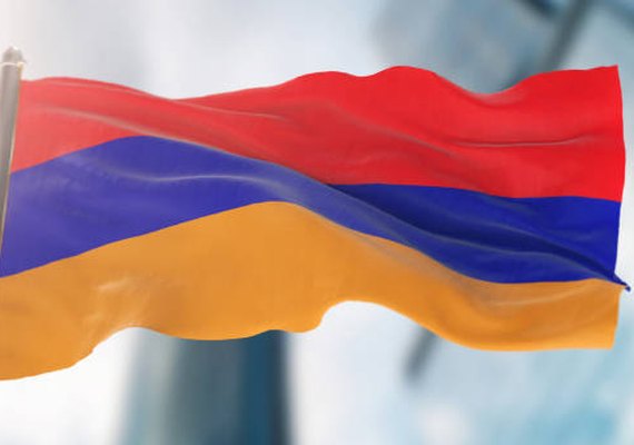 Armênia anuncia apoio à candidatura do Azerbaijão para sediar COP29 e países concordam com paz