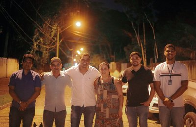 Condomínio na Santa Amélia recebe manutenção na iluminação pública