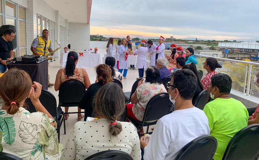  Hospital do Coração Alagoano promove ação de humanização para pacientes durante celebração natalina 