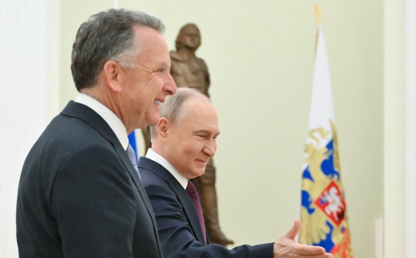 Analista: Kremlin e Casa Branca aspiram a negociar construtivamente, mas UE e Kiev não querem paz