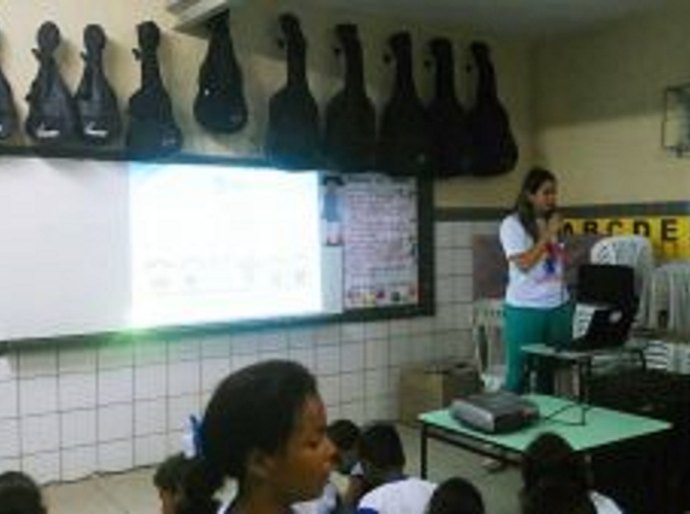 Educação Fiscal é tema de oficinas em escolas municipais