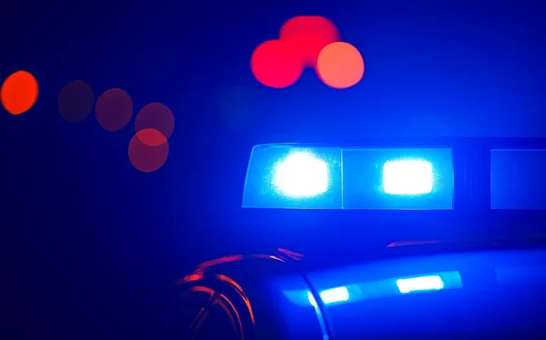 Polícia da Tailândia flagra monges budistas que consumiam metanfetamina em templo