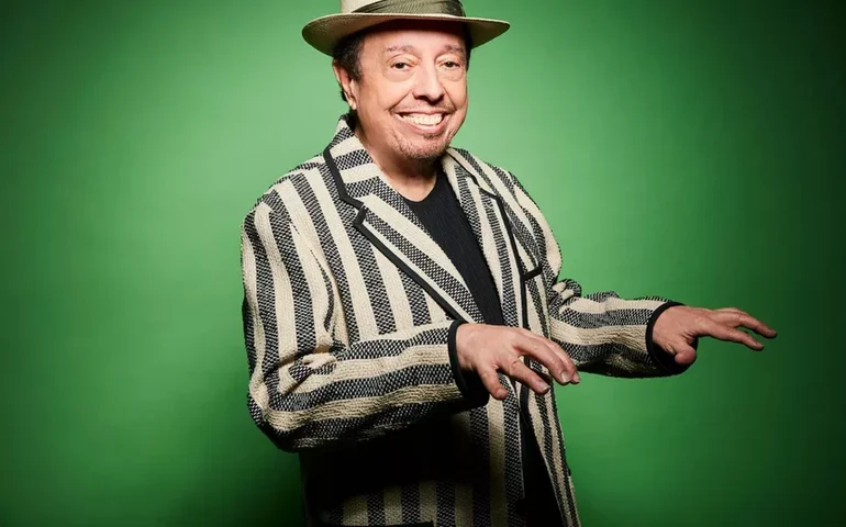 Grammy 2025 faz homenagem a Sérgio Mendes