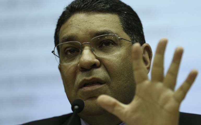 Déficit primário pode chegar perto de 8% do PIB, diz Mansueto