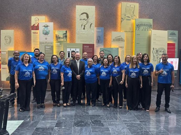 Coro Contas e Cantos presta homenagem ao aniversário do presidente do TCE/AL