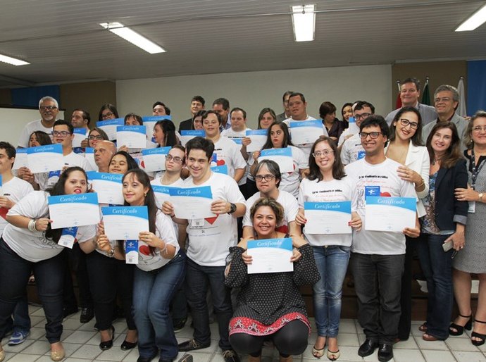 Solenidade marca encerramento de curso para jovens com Síndrome de Down