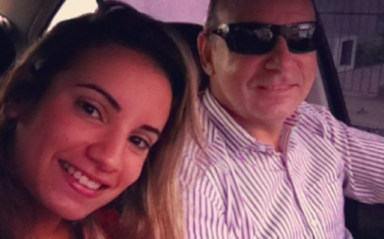 As críticas da filha de Queiroz Ao modo de agir do pai