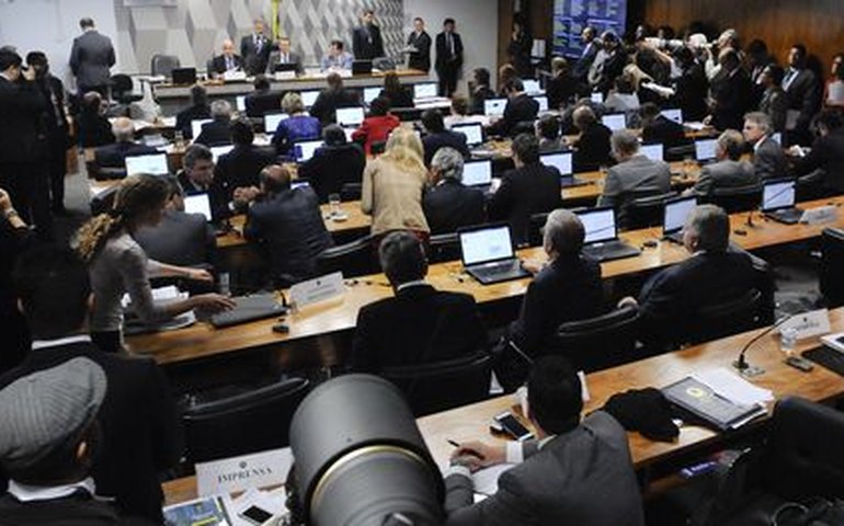 Senado aprova projeto que facilita acesso do produtor rural ao crédito