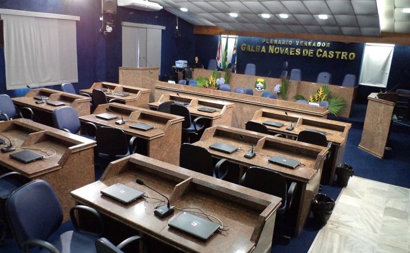MP encontra justificativas inconsistentes para as faltas dos vereadores de Maceió