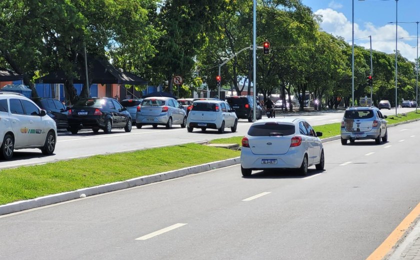 Mudanças no trânsito na Avenida Durval de Góes Monteiro