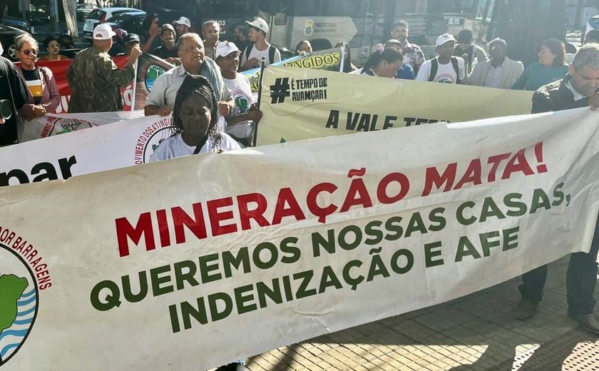 Caso Samarco: atingidos fazem ato contra sigilo envolvendo novo acordo