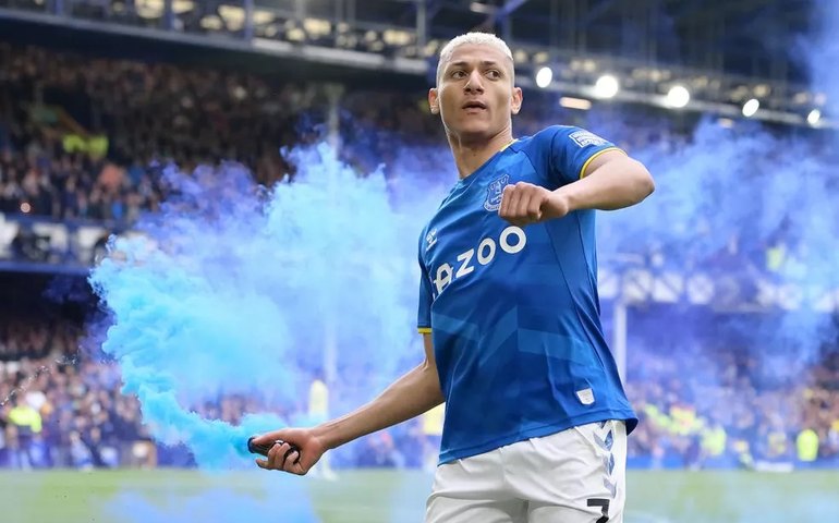 Em 2º jogo de Richarlison, Tottenham empata amistoso com Sevilla por 1 a 1