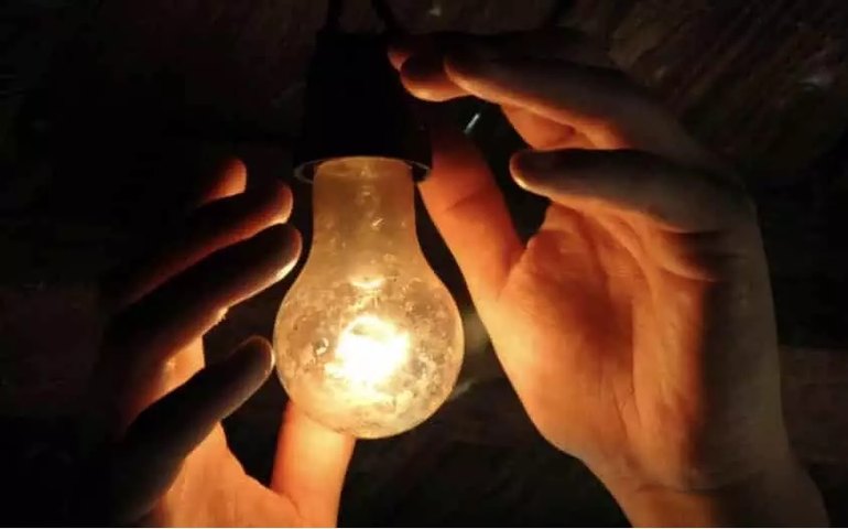 Brasil sofre apagão em pelo menos 7 estados durante a madrugada
