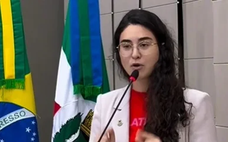 “Cadê a despoluição?”: Teca Nelma cobra resultados após R$ 200 milhões no Salgadinho