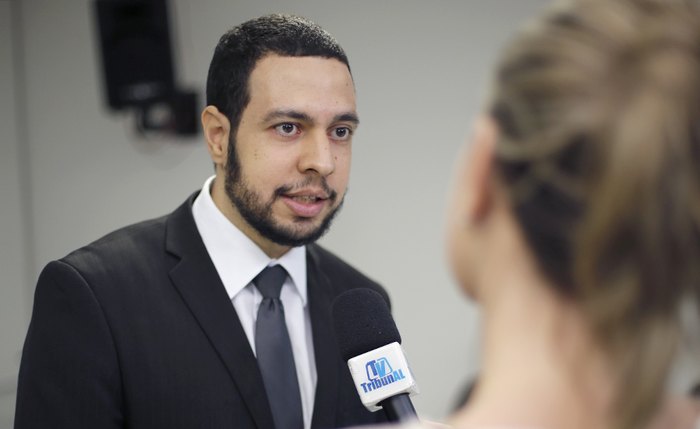 Juiz Eric Baracho marcou audiência de conciliação para discutir o assunto na próxima sexta (9) - Foto: Caio Loureiro.