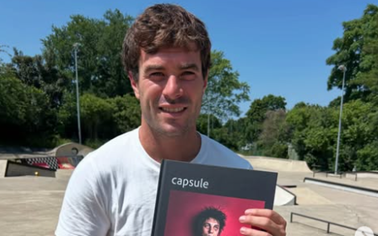 Pedro Barros conquista título no skate park com voo na grade de proteção no STU da Suécia
