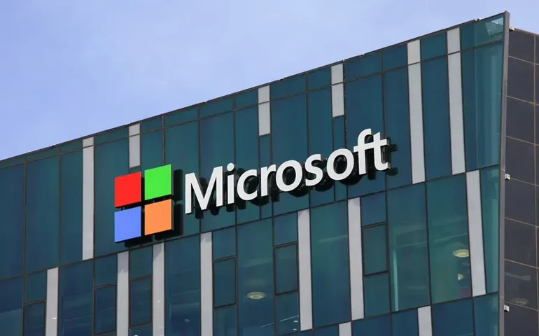 Microsoft supera expectativas de lucro e receita no terceiro trimestre fiscal