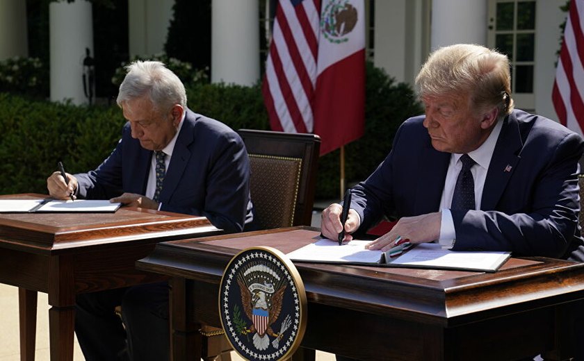 Trump e Obrador assinam declaração conjunta de cooperação entre EUA e México