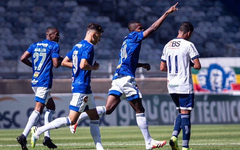 Com um a mais, Cruzeiro empata com o Ituano fora de casa na Série B