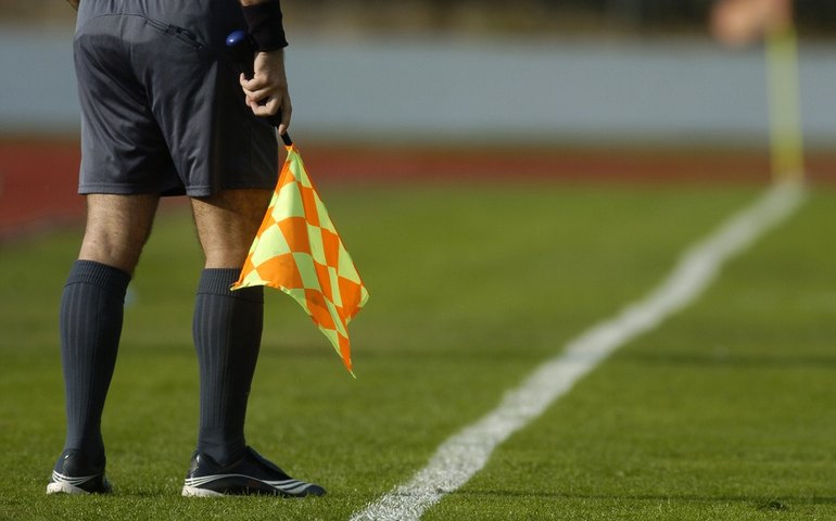 Árbitro comete gafe em súmula e cita 'shopping' em vez de antidoping após Palmeiras x Botafogo