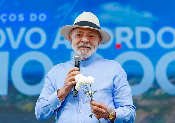 'Só pode ser milagre': Lula usa tom evangélico em discurso durante evento em Minas Gerais