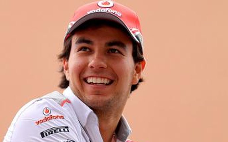 Pérez surpreende e lidera 1º treino livre do GP da Estíria de F-1