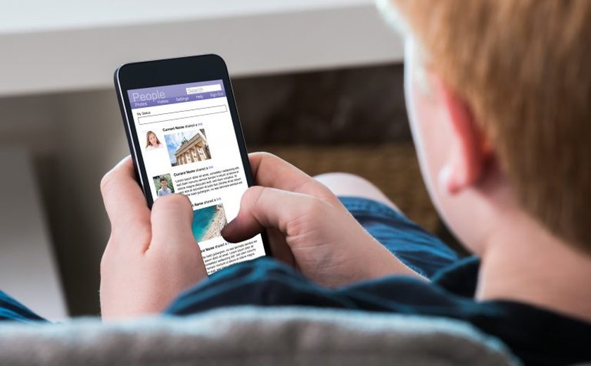 Projeto prevê regras para proteção de crianças e adolescentes em ambientes digitais