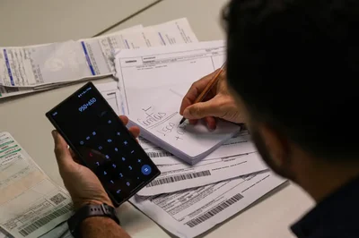 59% dos brasileiros dizem que renda é insuficiente