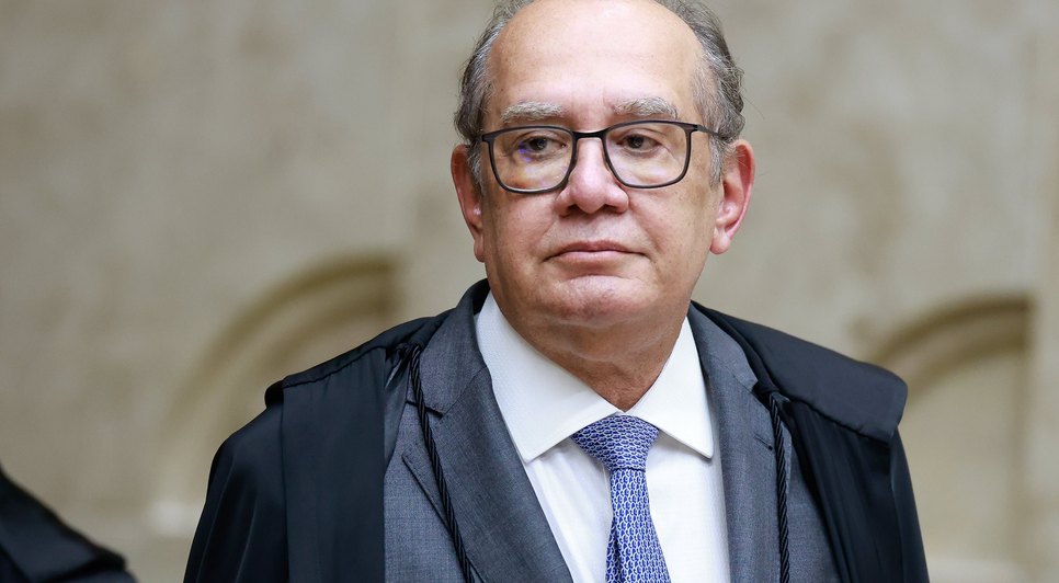Decano do STF diz que bandeira pode atrair votos, mas enfrentaria obstáculos institucionais para sair do papel