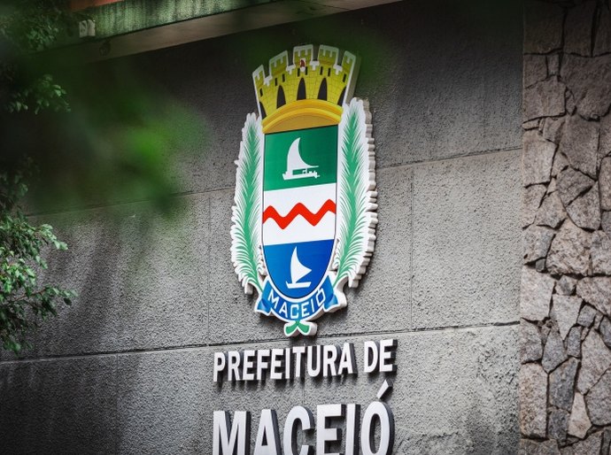 Prefeitura de Maceió antecipa o salário de abril para esta quinta-feira (17)