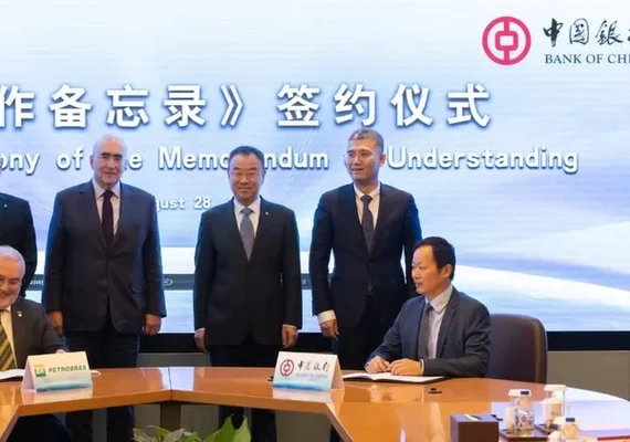 Petrobras fecha acordo bilionário com chineses para financiar plano de negócios