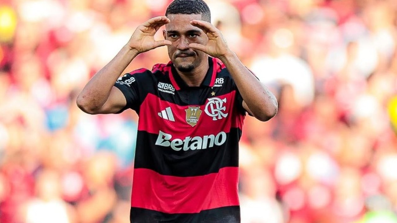 Flamengo garante vitória sobre o Botafogo com gols de Samuel Lino