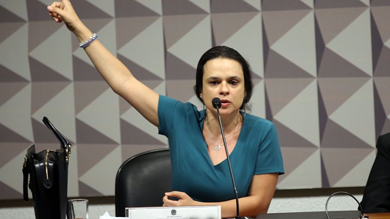 Briga por Senado em SP divide direita, e Janaina ataca Bolsonaro e troca farpas com Zambelli