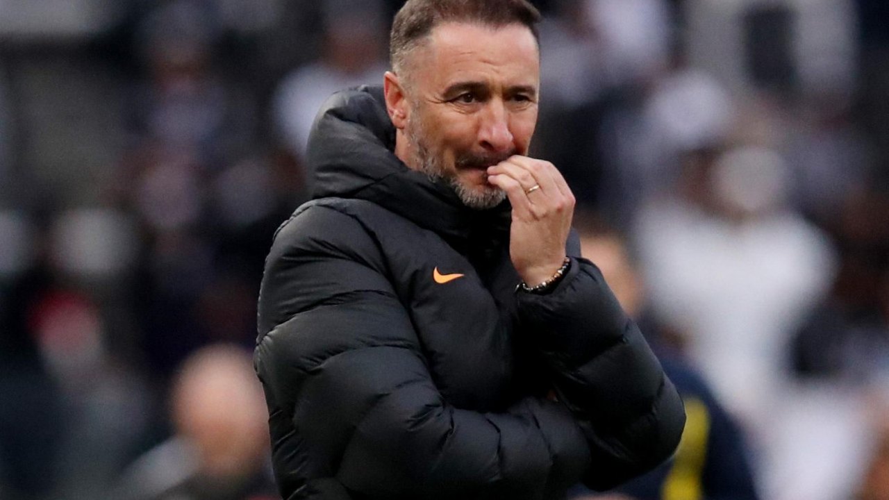 Torcida do Corinthians faz campanha para Vítor Pereira continuar no time em 2023