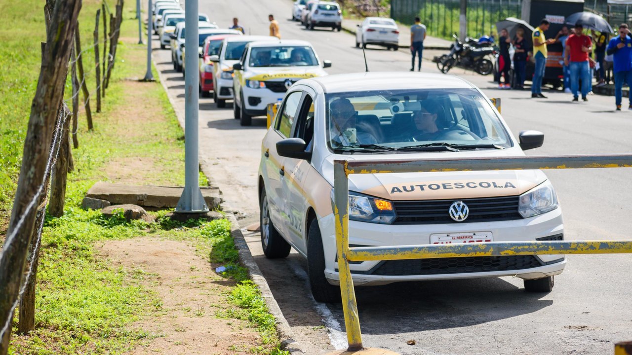 Detran Alagoas promove mutirão da CNH e amplia vagas de exames práticos no interior