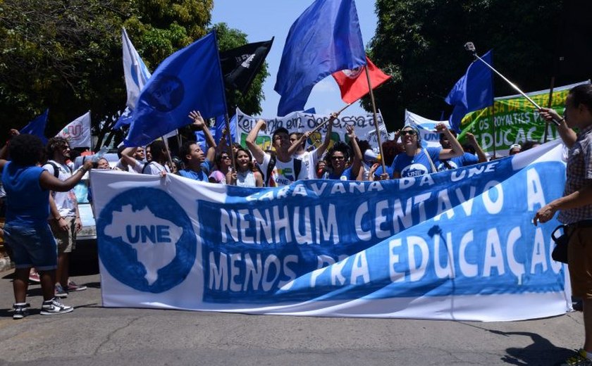 Projeto prevê tratamento distinto a universitário com mandato em entidade estudantil