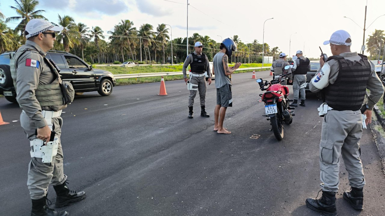 PM registra início de Carnaval tranquilo nas rodovias alagoanas