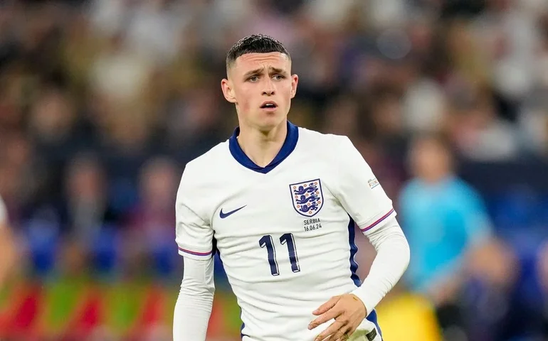 Foden deixa concentração da Inglaterra na Eurocopa sob alegação de 'assunto familiar urgente'