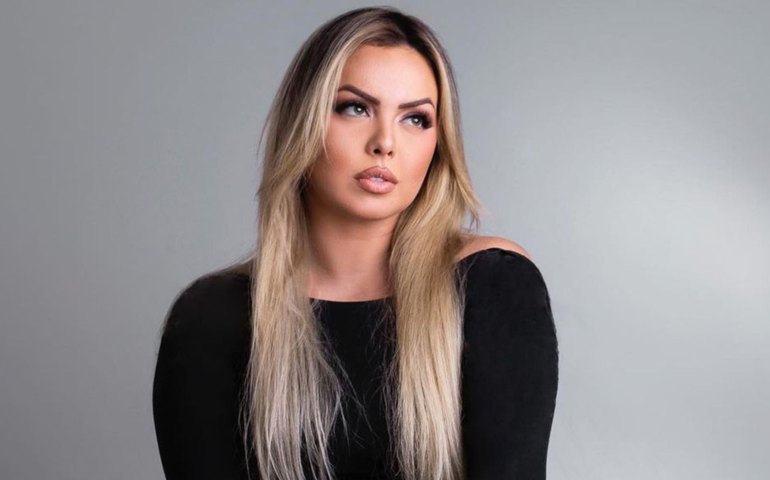 Quem foi Ana Paula Vieira, cantora que Morreu aos 27 anos em acidente com vereador em Rondônia?