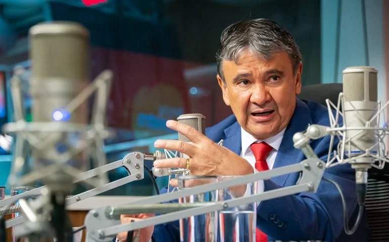 “Não se trata só de fake news, se trata de crime”, diz Wellington Dias sobre notícias falsas a respeito do Bolsa Família