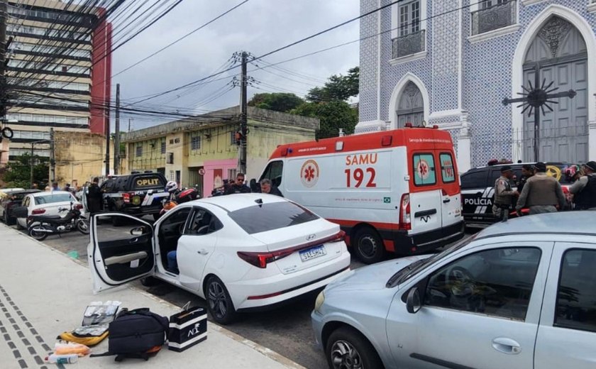 Troca de tiros termina com um morto e feridos no Centro de Maceió