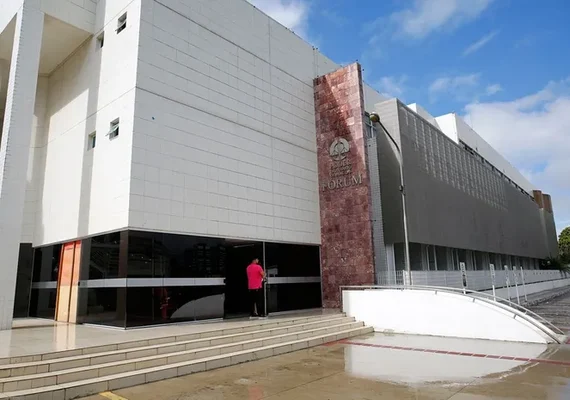 Integrantes de grupo criminoso são condenados por homicídio em Rio Largo; penas somam mais de 90 anos