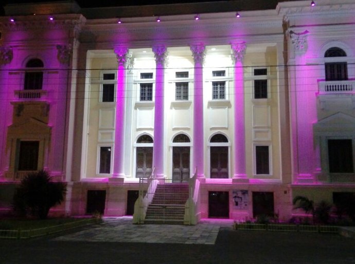 Maceió Rosa: capital muda de cor para combater o câncer de mama