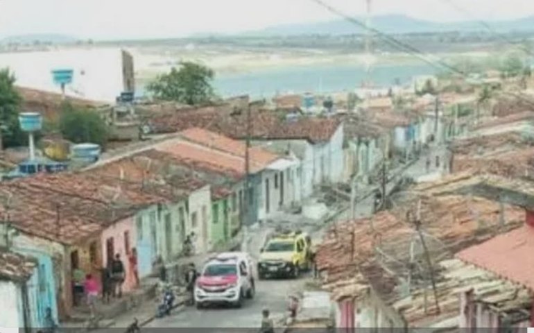 Homem sofre atentado a bala no bairro Manoel Teles em Arapiraca e morre no HE do Agreste
